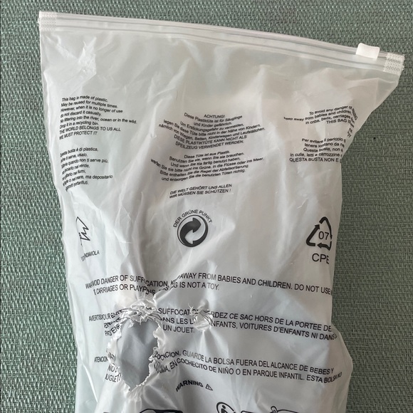 Black Ski Goggles - Picture 5 of 5